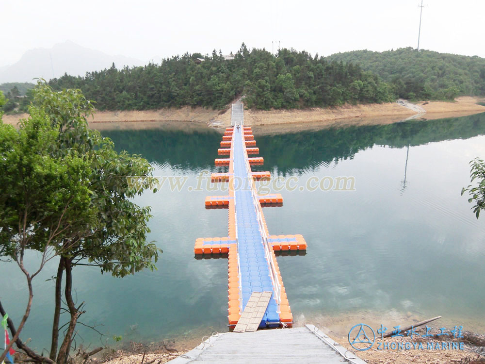 江西永修柘林湖八島浮橋竣工