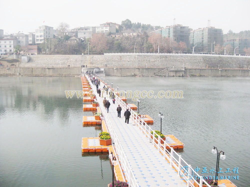 江西景德鎮(zhèn)十八渡浮橋